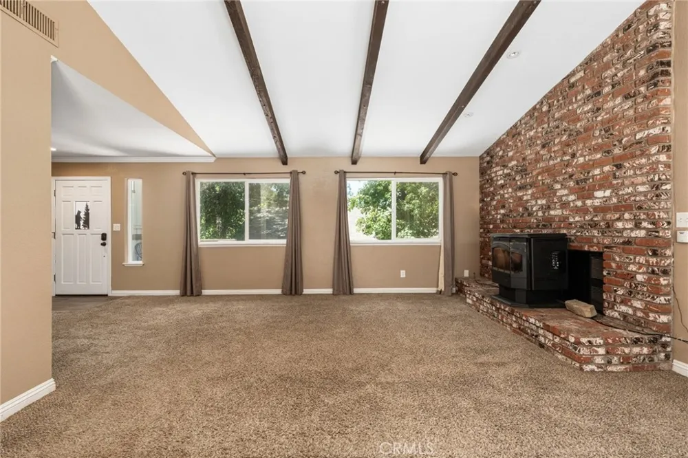 39749 Pine Ridge Road Oakhurst, CA 93644