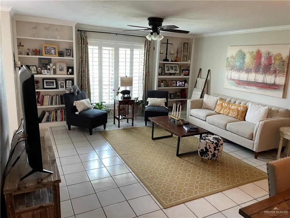 717 E Griffin Parkway Mission, TX 78572