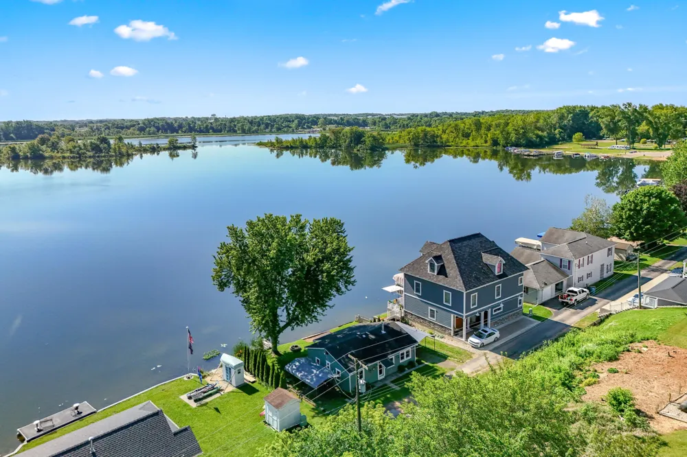 185 Bluegill Lane Coldwater, MI 49036