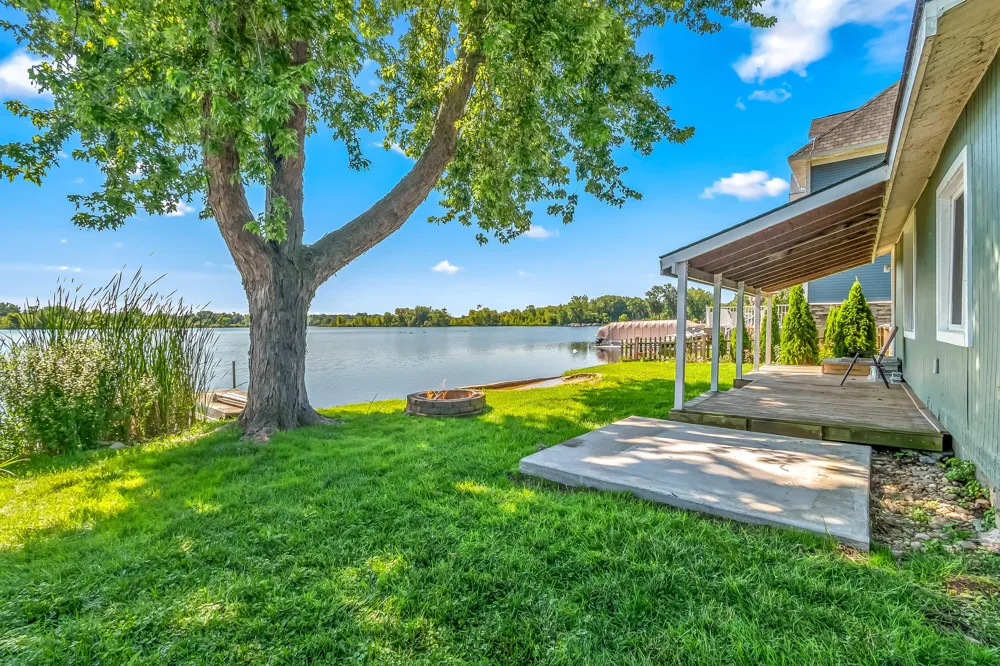 185 Bluegill Lane Coldwater, MI 49036