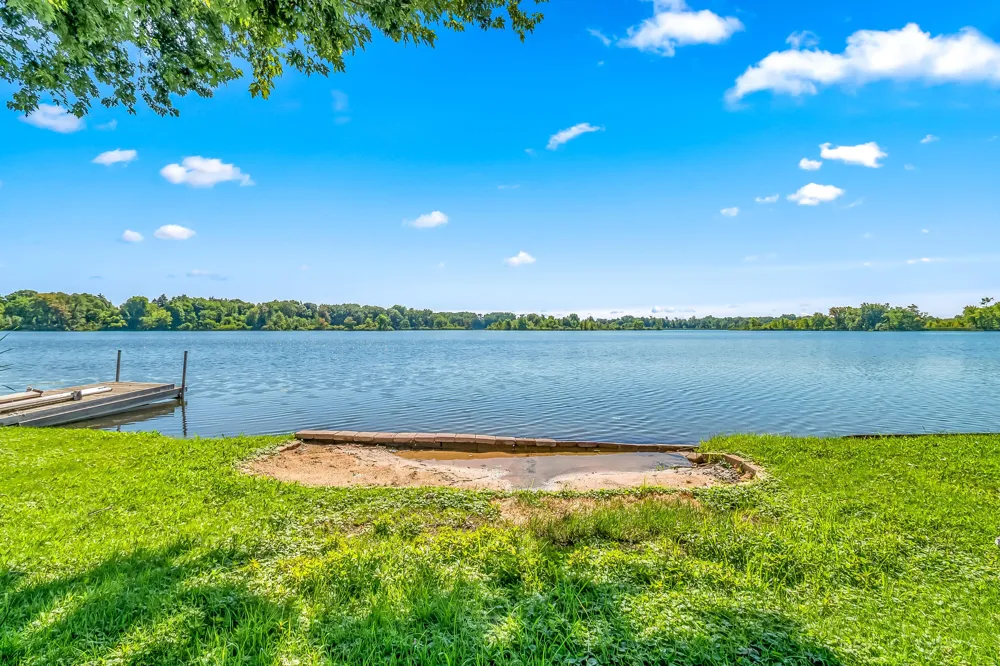 185 Bluegill Lane Coldwater, MI 49036
