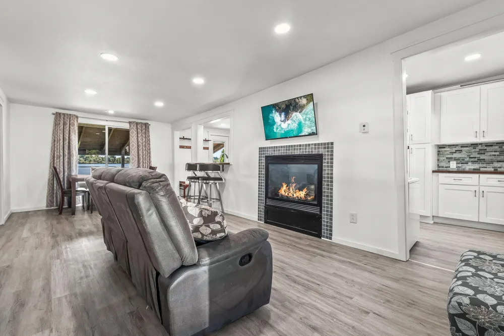 185 Bluegill Lane Coldwater, MI 49036