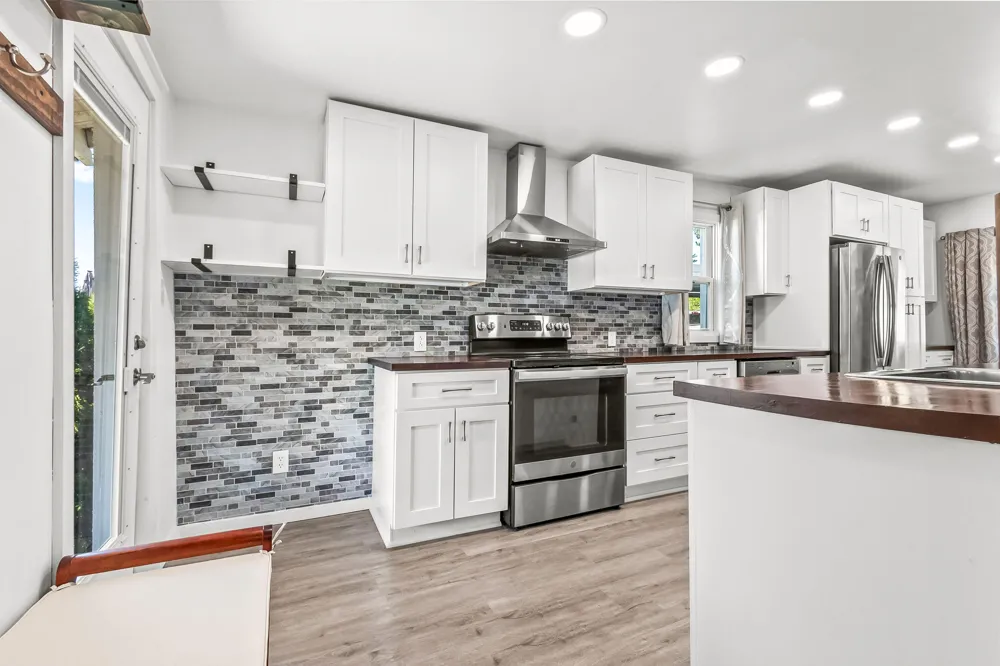 185 Bluegill Lane Coldwater, MI 49036