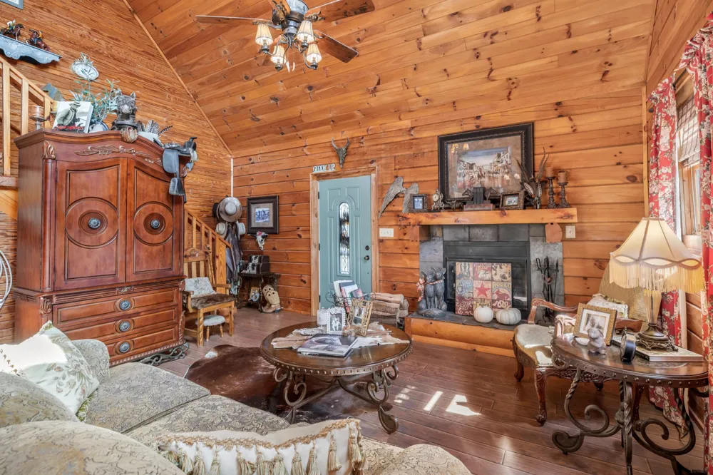 7997 Shoals Branch Rd Primm Springs, TN 38476