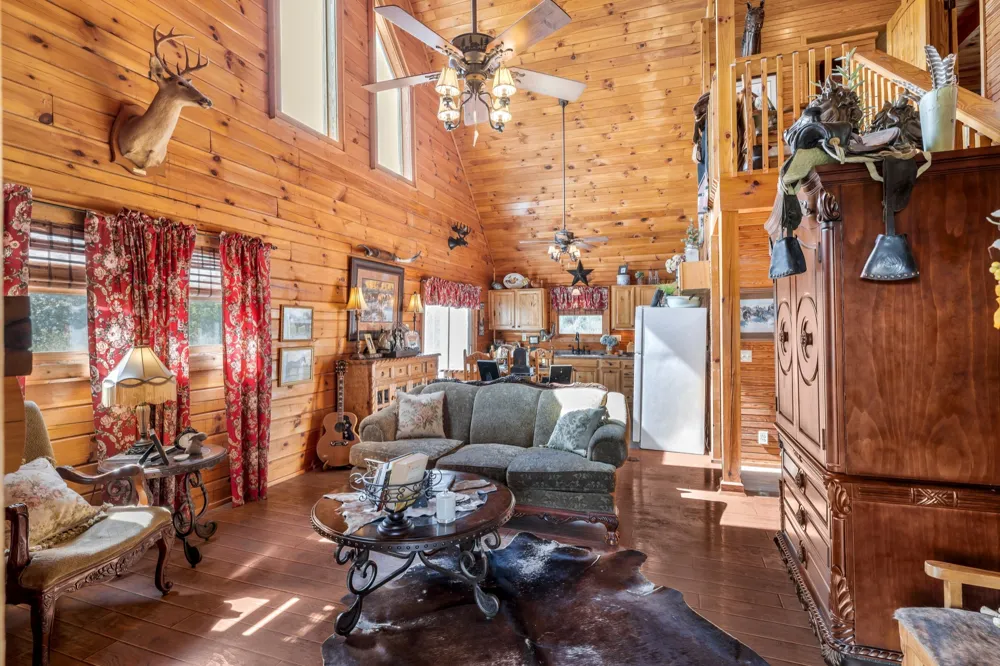 7997 Shoals Branch Rd Primm Springs, TN 38476