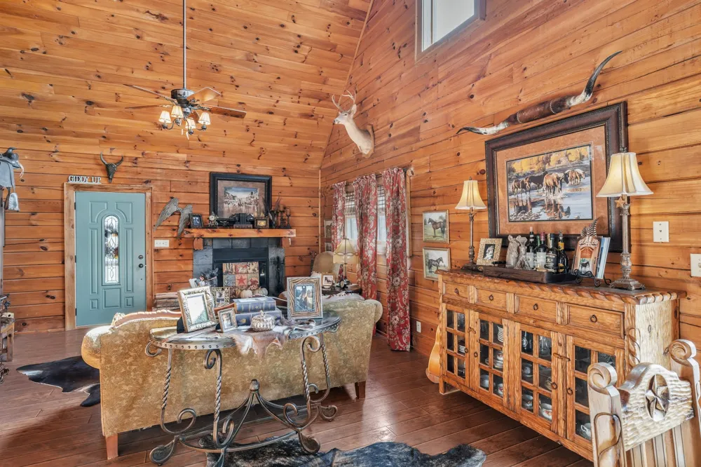 7997 Shoals Branch Rd Primm Springs, TN 38476
