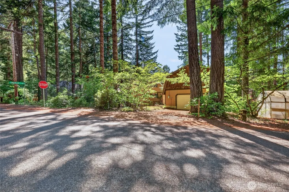 101 Cascade Drive Packwood, WA 98361