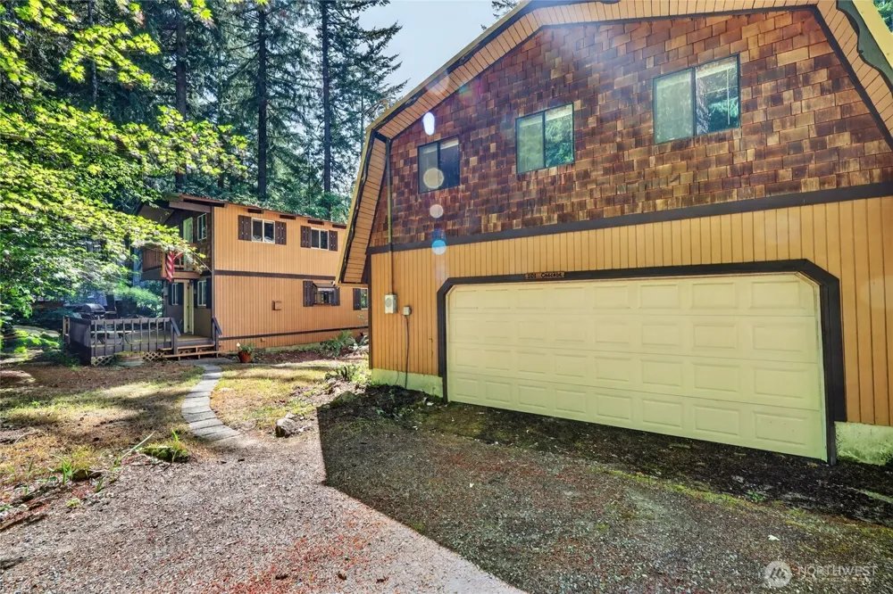 101 Cascade Drive Packwood, WA 98361