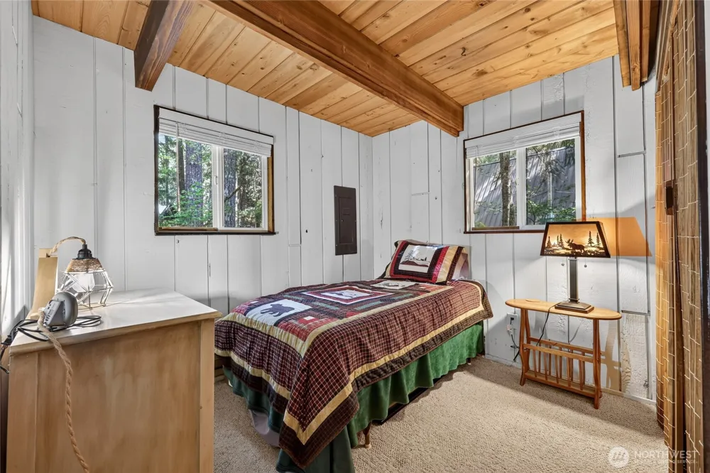 101 Cascade Drive Packwood, WA 98361