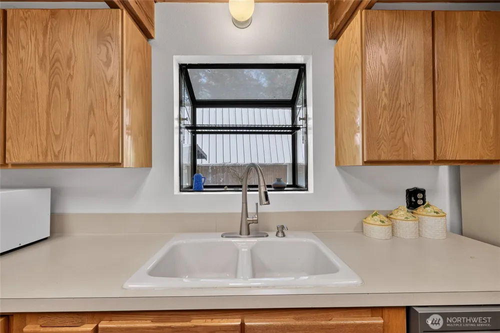 101 Cascade Drive Packwood, WA 98361