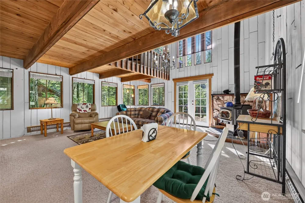 101 Cascade Drive Packwood, WA 98361