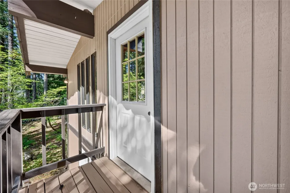 101 Cascade Drive Packwood, WA 98361