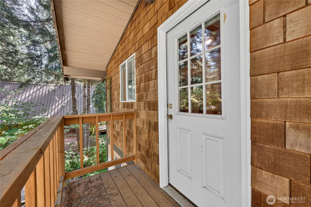 101 Cascade Drive Packwood, WA 98361