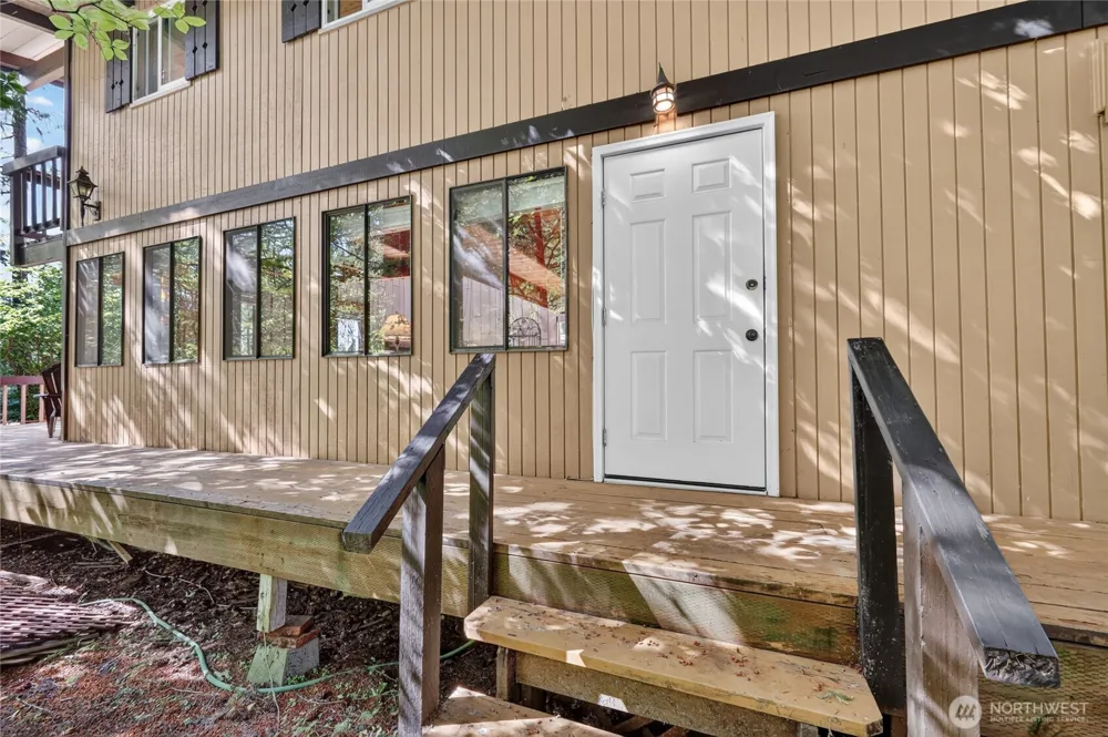 101 Cascade Drive Packwood, WA 98361
