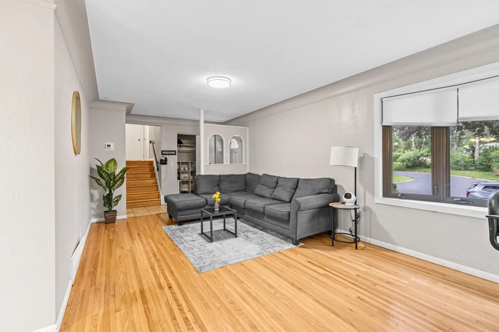 4246 Royce Street NE Columbia Heights, MN 55421