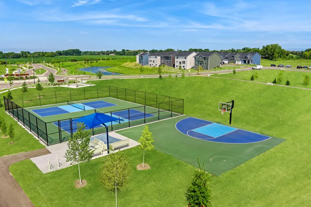7449 Lotus Lane Lino Lakes, MN 55038