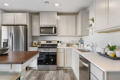 12720 Ashbury Drive