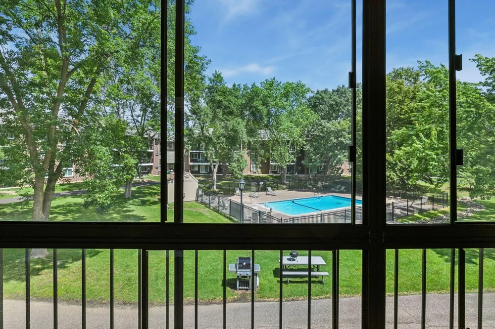 3850 Plymouth Boulevard #205 Plymouth, MN 55446