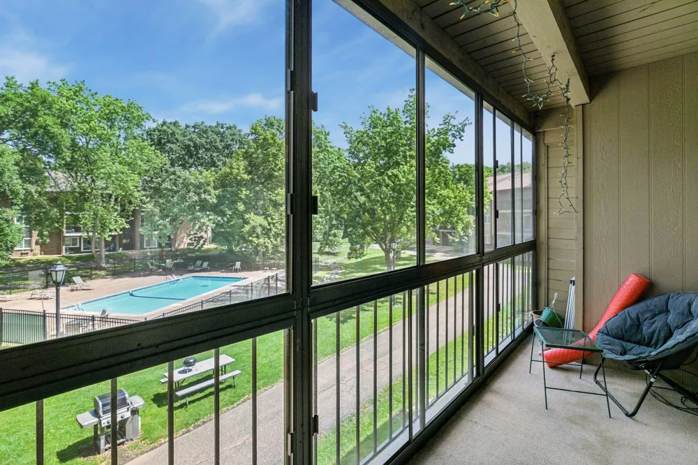 3850 Plymouth Boulevard #205 Plymouth, MN 55446
