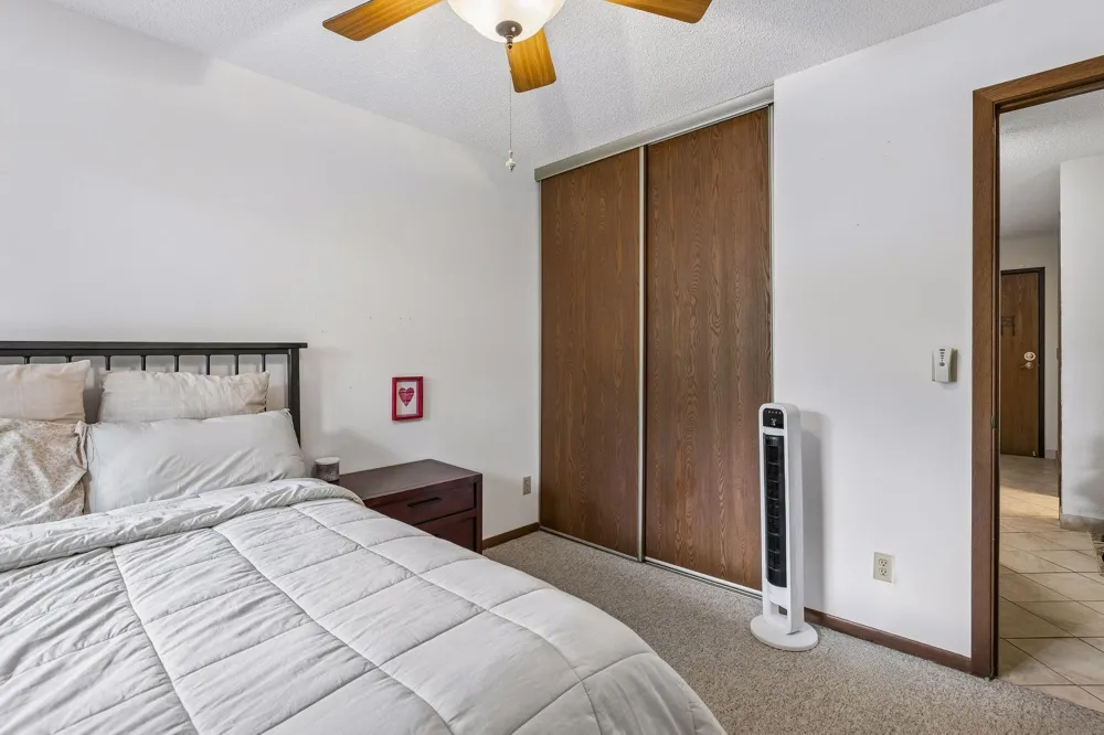3850 Plymouth Boulevard #205 Plymouth, MN 55446