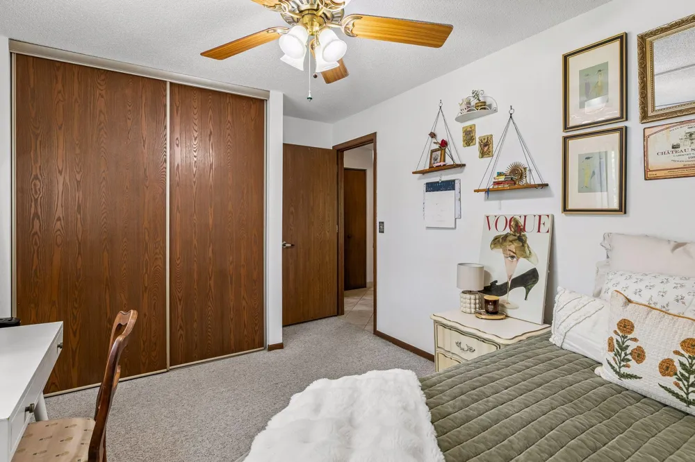 3850 Plymouth Boulevard #205 Plymouth, MN 55446