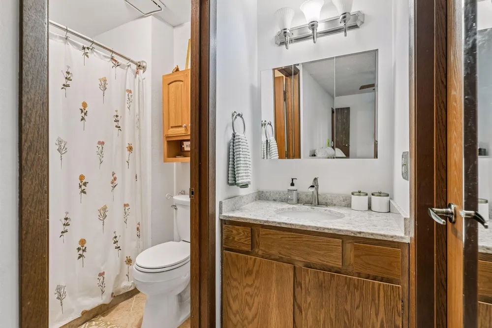3850 Plymouth Boulevard #205 Plymouth, MN 55446