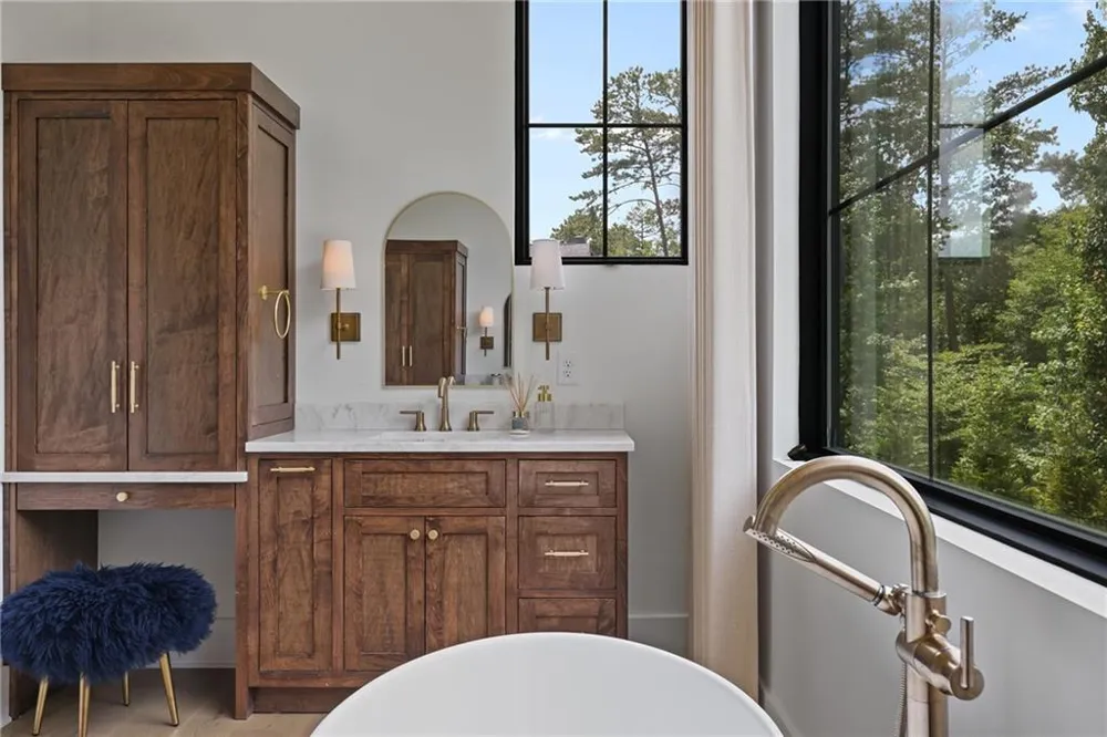 277 Mountain View Ridge NW Marietta, GA 30064