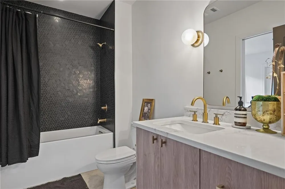 277 Mountain View Ridge NW Marietta, GA 30064