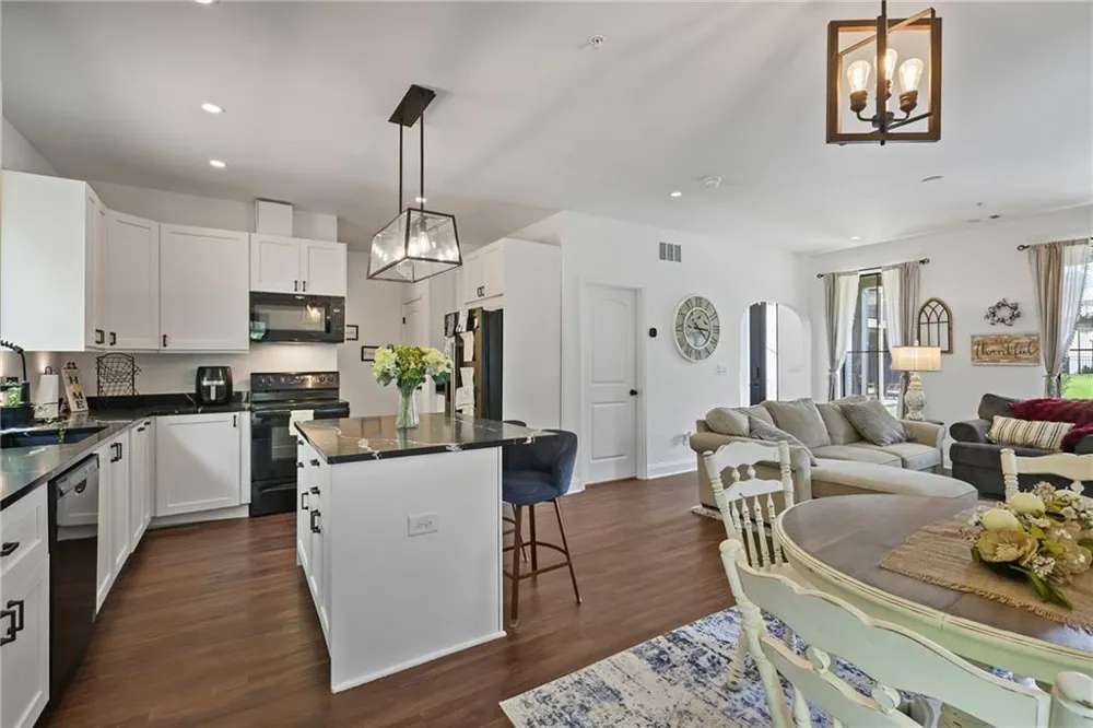 277 Mountain View Ridge NW Marietta, GA 30064