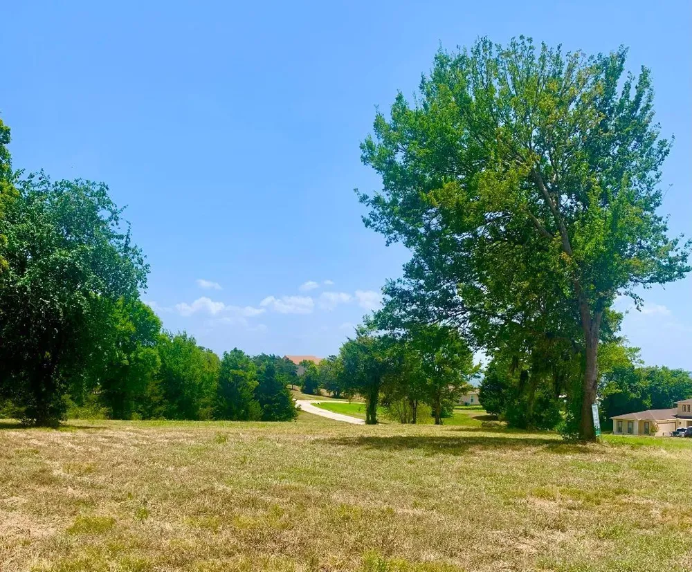 129 Legacy Boulevard Point Blank, TX 77364