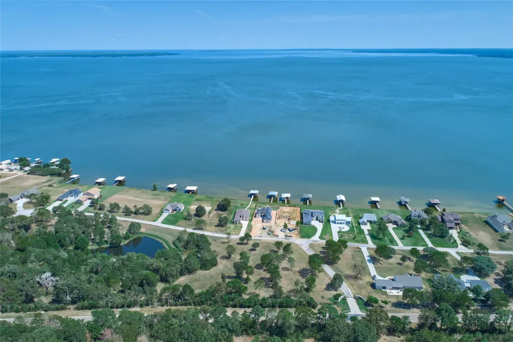 129 Legacy Boulevard Point Blank, TX 77364