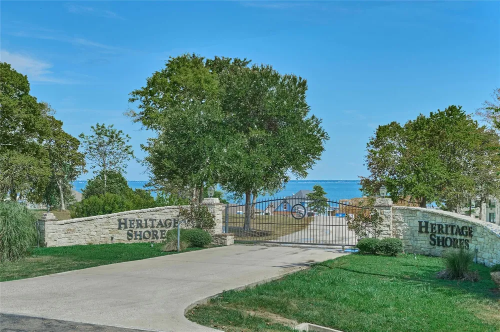 129 Legacy Boulevard Point Blank, TX 77364
