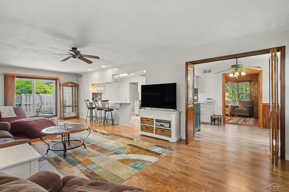 831 Mayflower Drive Saginaw Charter Township, MI 48638