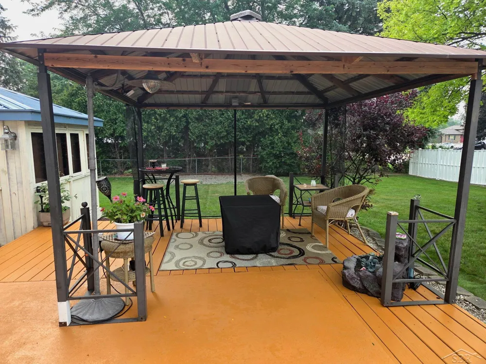 831 Mayflower Drive Saginaw Charter Township, MI 48638