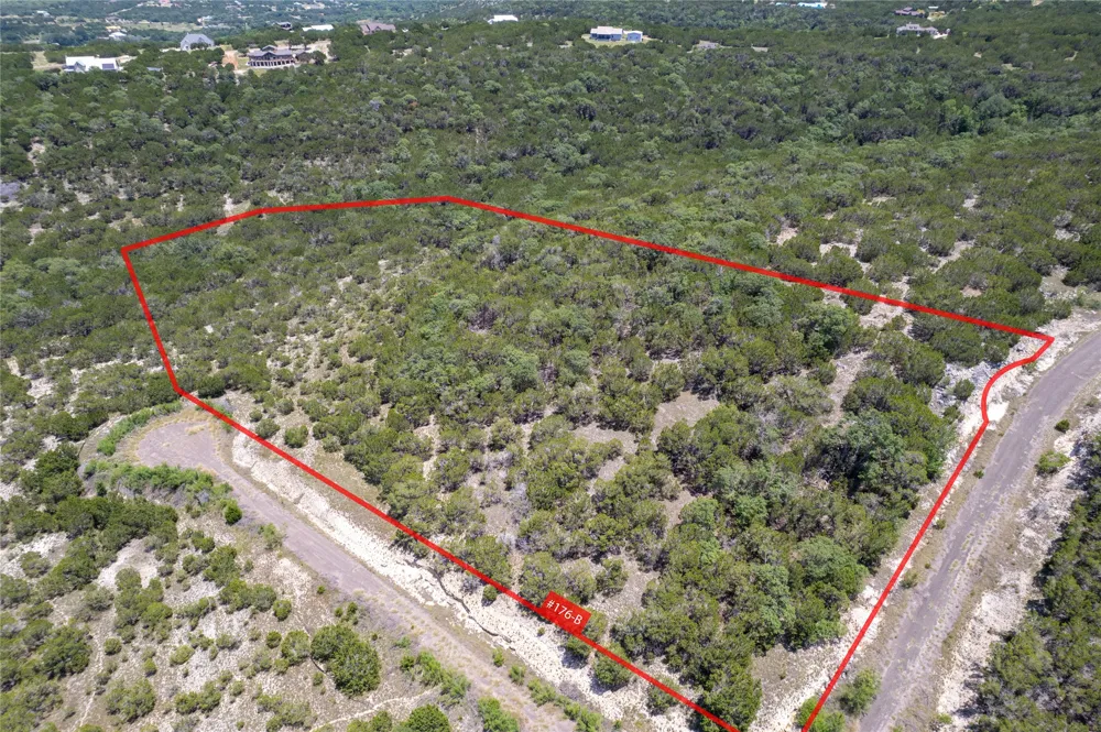 176 Suncrest Trail Bertram, TX 78605