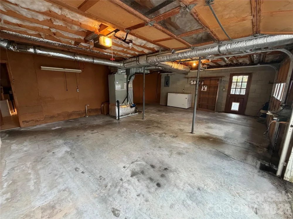 123 Valley Oaks Drive Advance, NC 27006