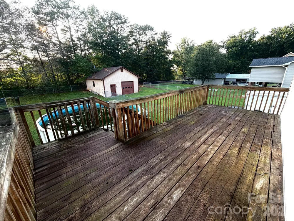 123 Valley Oaks Drive Advance, NC 27006