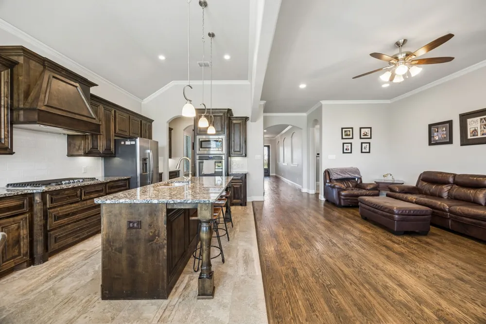 1116 Macgregor Lane Gunter, TX 75058