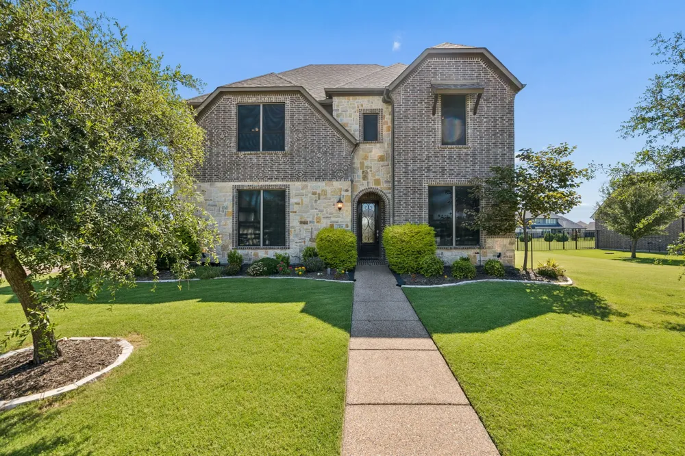 1116 Macgregor Lane Gunter, TX 75058