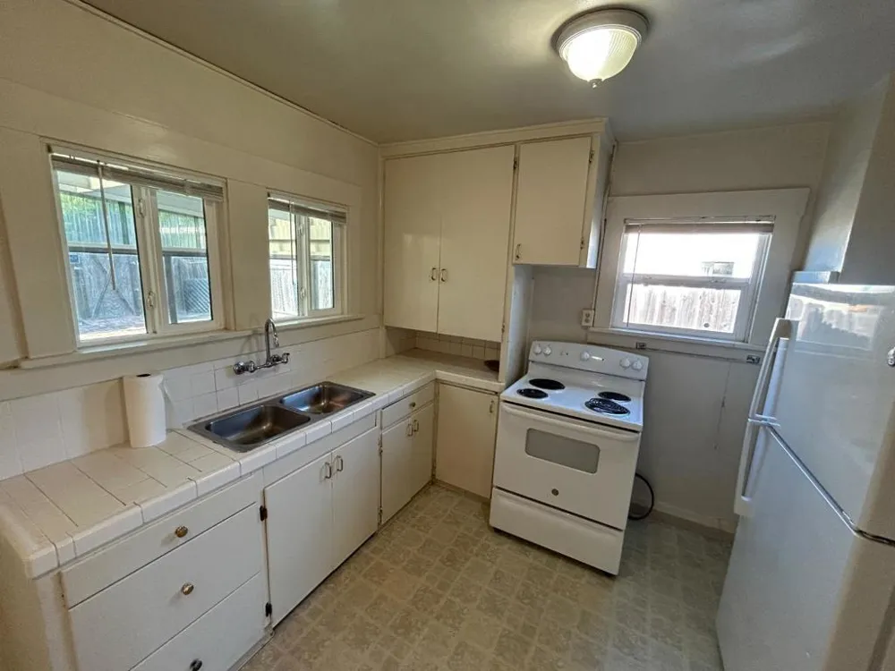 612 Central Avenue Salinas, CA 93901