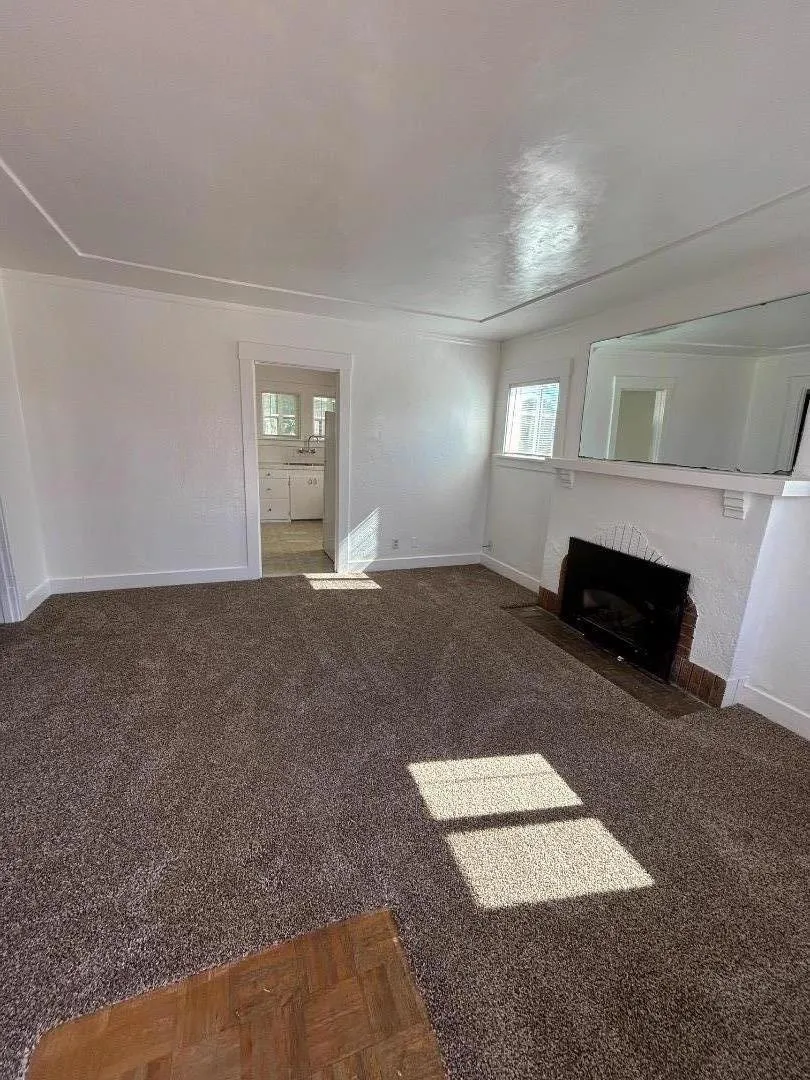 612 Central Avenue Salinas, CA 93901