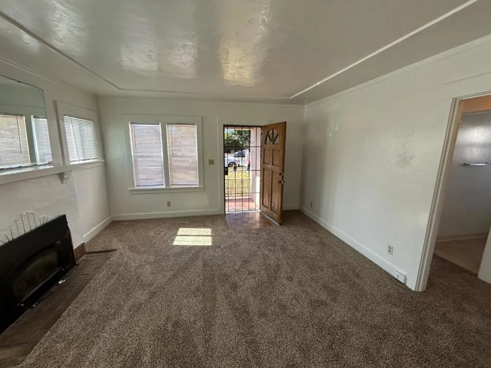 612 Central Avenue Salinas, CA 93901