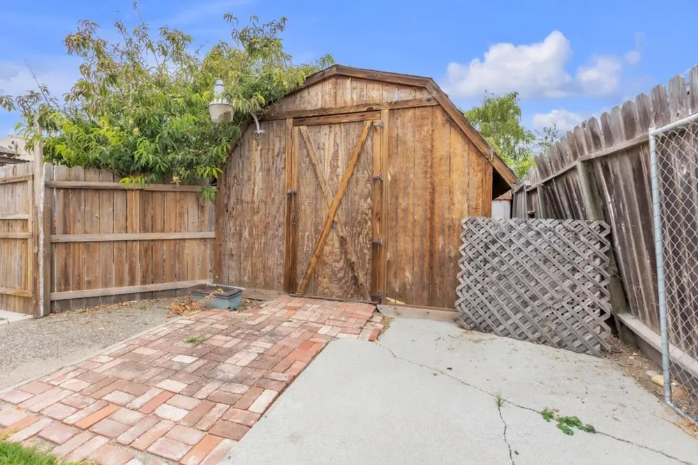 612 Central Avenue Salinas, CA 93901