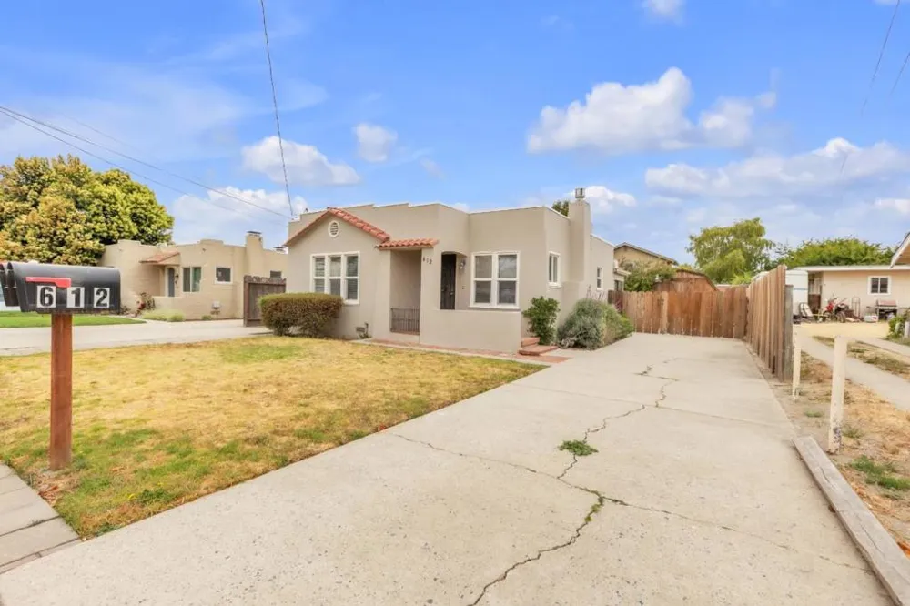 612 Central Avenue Salinas, CA 93901