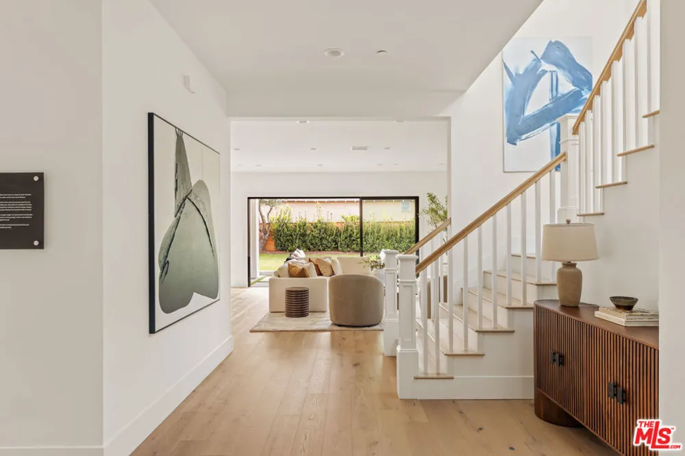 1827 9th Street Manhattan Beach, CA 90266