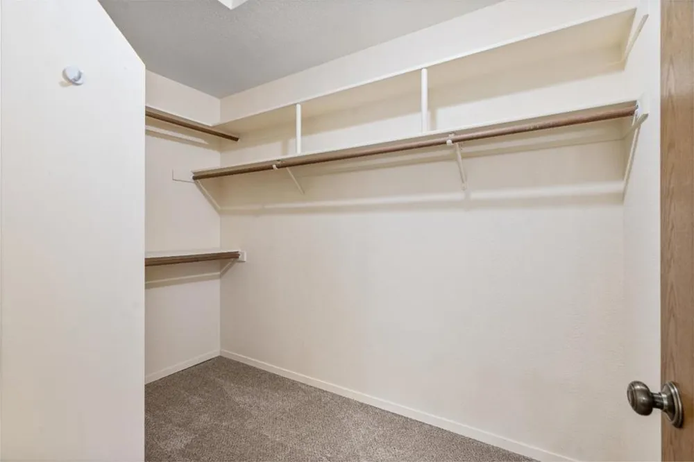 729 Helen Drive Hollister, CA 95023