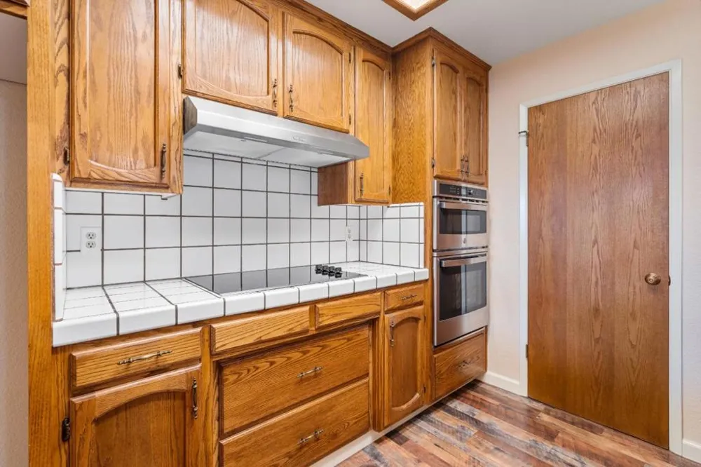 729 Helen Drive Hollister, CA 95023