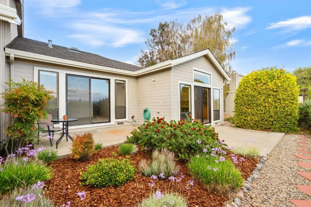 729 Helen Drive Hollister, CA 95023