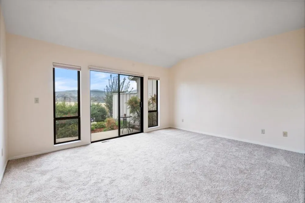 729 Helen Drive Hollister, CA 95023