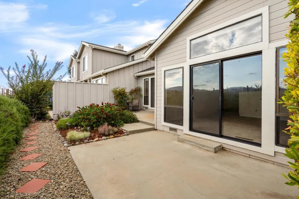 729 Helen Drive Hollister, CA 95023